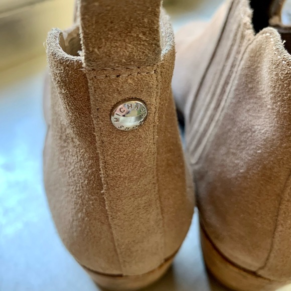 MICHAEL KORS tan suede ankle boots - Picture 8 of 14